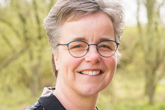 Carla Lukens